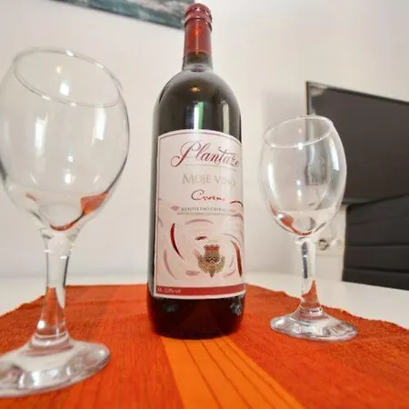 Antonija * 스타리그라드 파클레니차