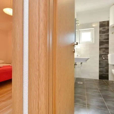 아파트 Antonija *