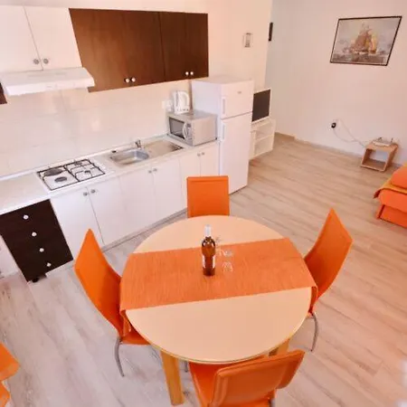 Apartamento Antonija *