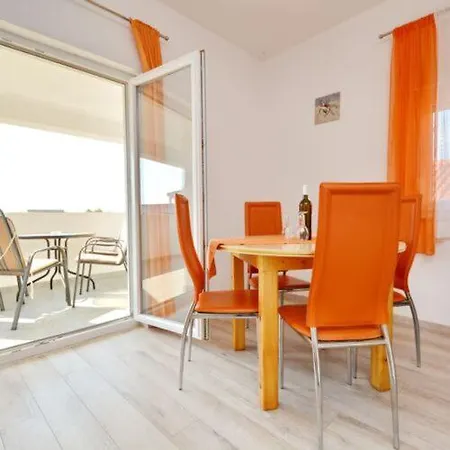 Apartamento Antonija *