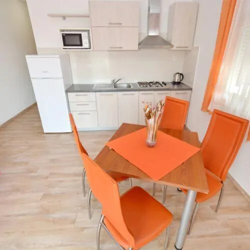 Antonija Apartment *