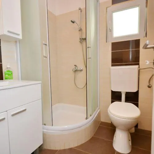 Antonija Apartment *