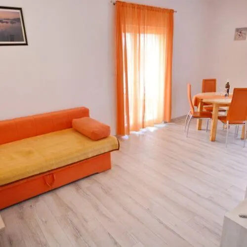 Antonija Apartment Starigrad Paklenica