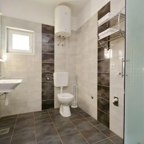 Antonija Apartment Starigrad Paklenica